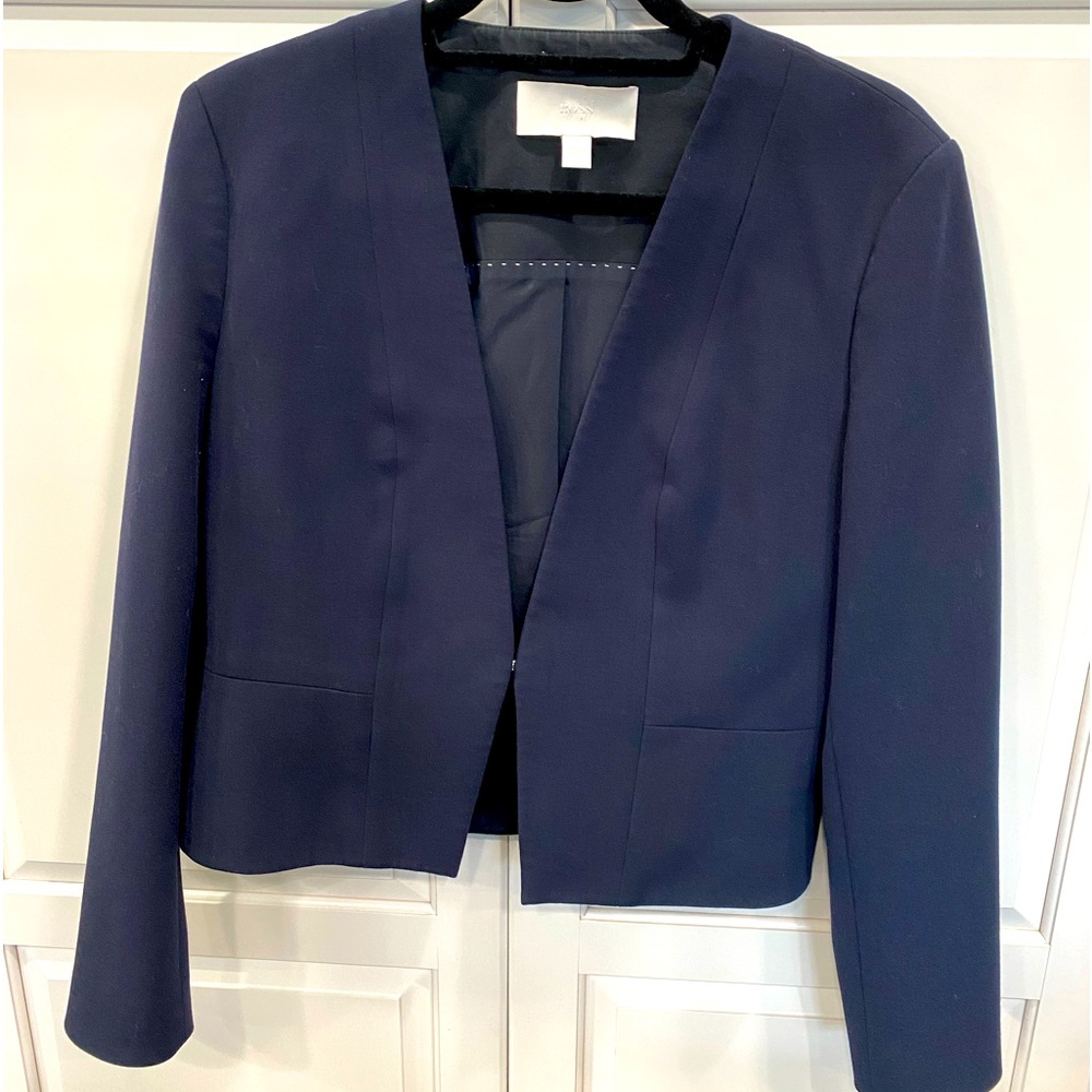 Navy BOSS 2 piece pant suit.